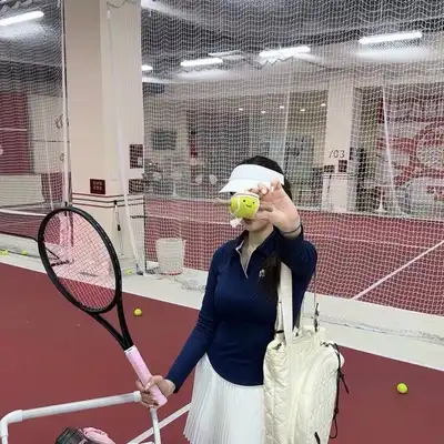 董鑫